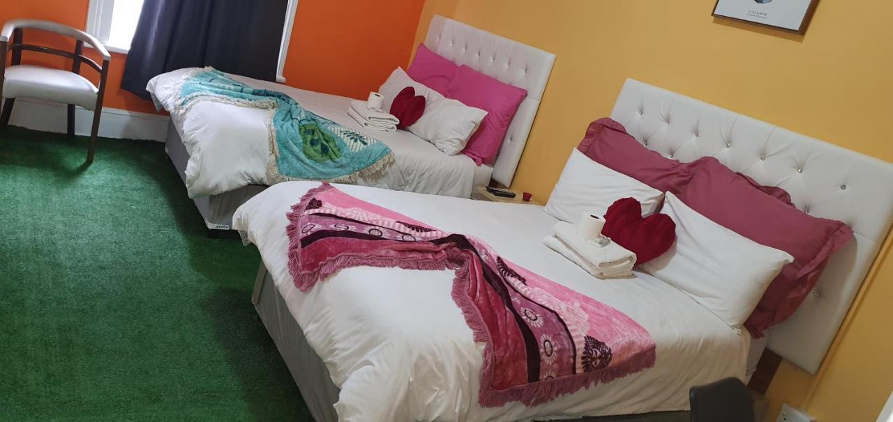 Bed & Breakfast Helpful 2*
